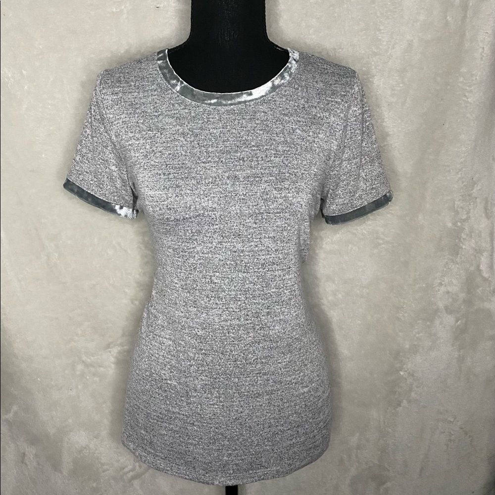 GAP Velvet T-shirt M